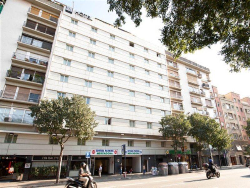 Nh Barcelona Stadium Hotel Exterior photo